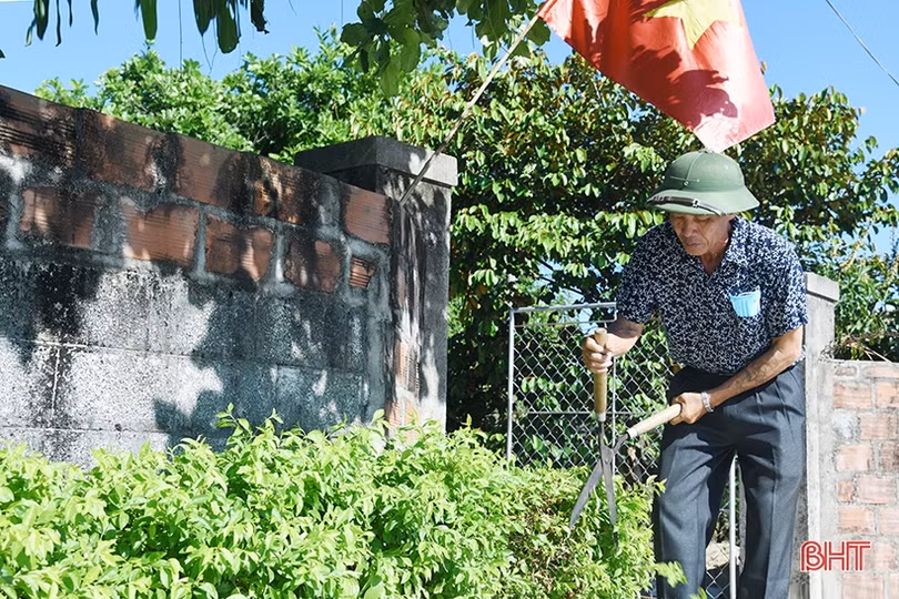 Cán bộ, đảng viên tiên phong xây dựng NTM kiểu mẫu ở xã ven biển Hà Tĩnh