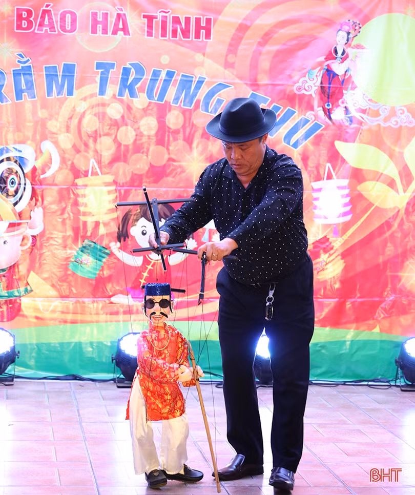 Trẻ em Hà Tĩnh đón Trung thu ấm áp, an lành