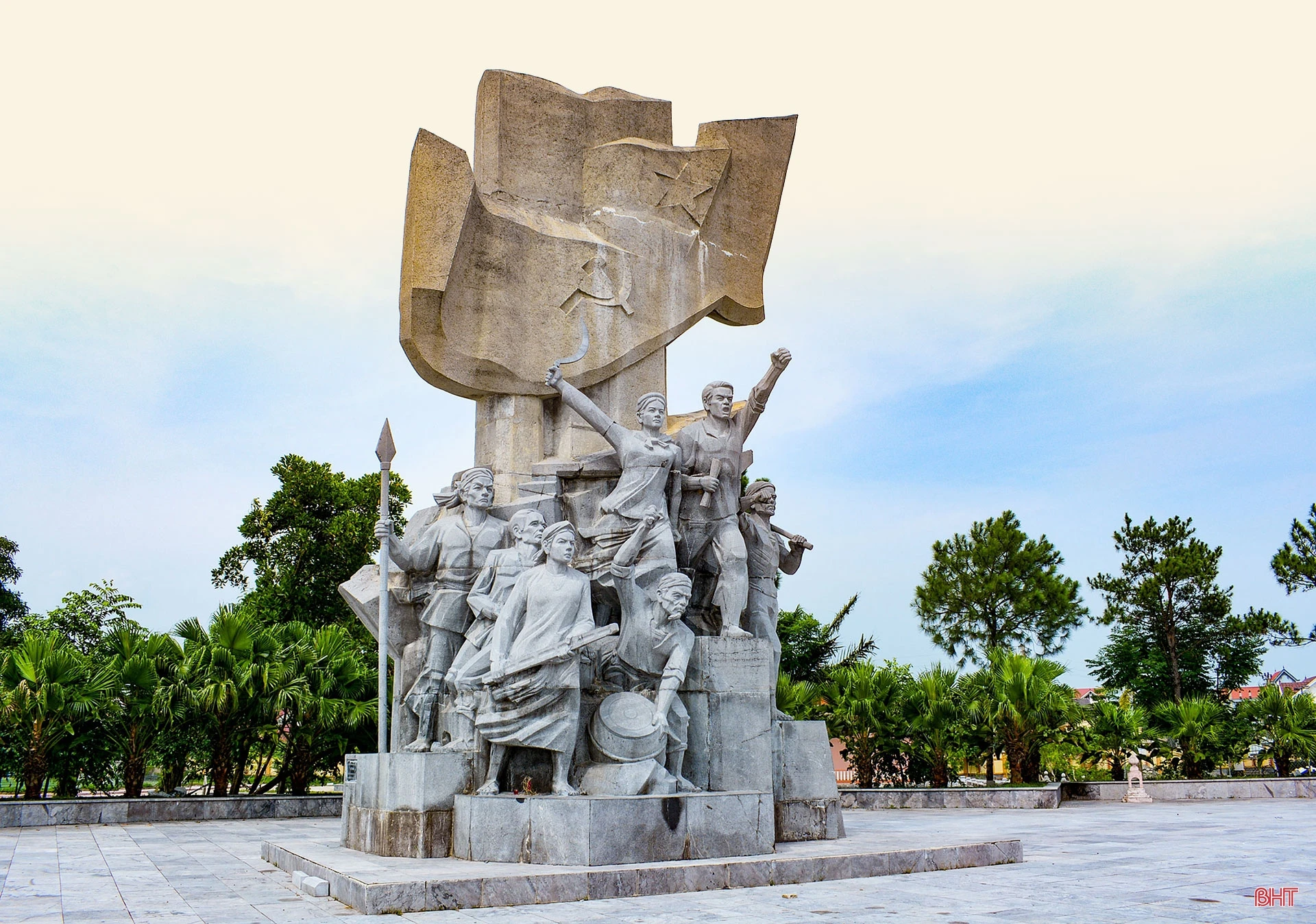 Nhân lên “sức mạnh mềm” văn hóa, khơi dậy khát vọng con người Hà Tĩnh (bài 1): Kho báu vô tận của vùng quê núi Hồng - sông La