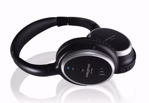 Tai nghe Creative.