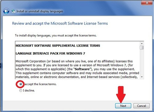 Đổi giao diện tiếng Việt cho Windows: Tích chọn “I accept the license terms” (khoanh đỏ), rồi bấm Next. Đổi giao diện tiếng Việt cho Windows: Tích chọn “I accept the license terms” (khoanh đỏ), rồi bấm Next.