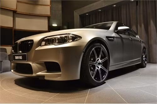 Cận cảnh BMW M5 nhanh nhất từ trước đến nay ngoài đời thực ảnh 3