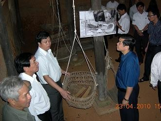 Nhà trẻ tránh đạn dưới lòng đất