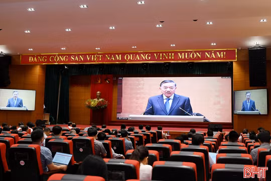 Hội nghị quán triệt, triển khai thực hiện Nghị quyết số 10-NQ/TW của Bộ Chính trị