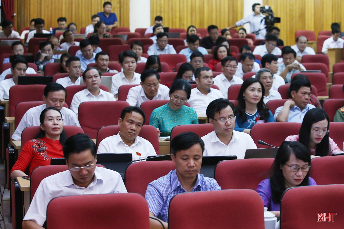 Giám đốc Sở Nội vụ Hà Tĩnh trả lời về một số bất cập trong thực hiện Nghị quyết 156/2019/NQ-HĐND của HĐND tỉnh
