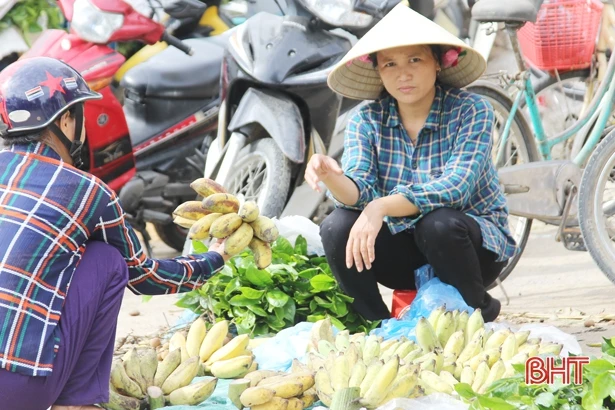Chợ quê ngày rằm
