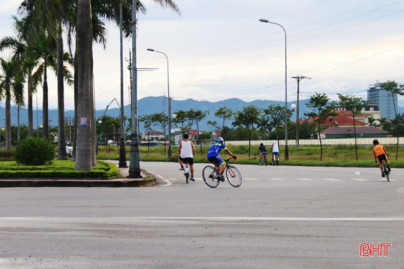 Bất chấp nguy hiểm để... rèn luyện sức khỏe!