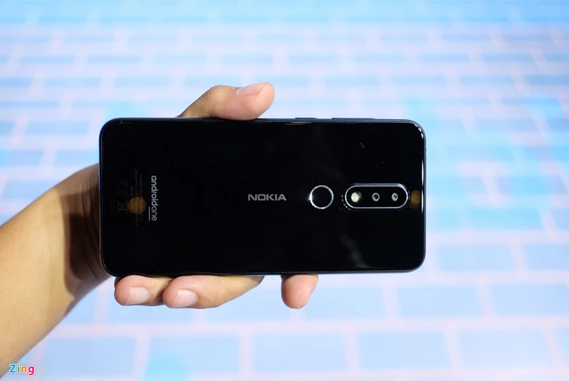 Nokia 6.1 Plus chạy Android One, camera kép giá 6,6 triệu tại Việt Nam