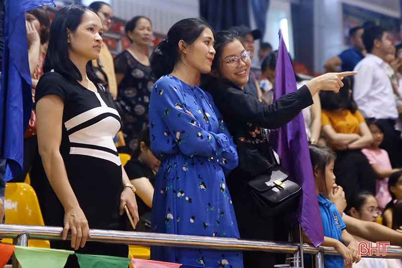 Sôi động ngày hội thể thao trường Mầm non Trí Đức