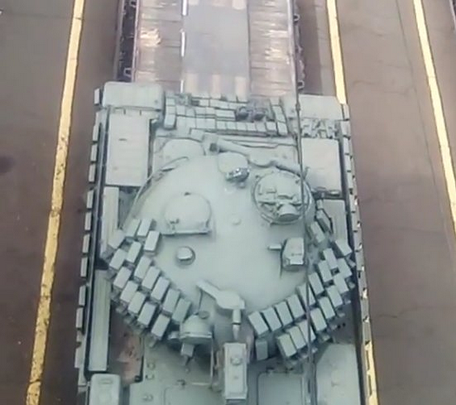 Nga bất ngờ cung cấp cho Syria phiên bản xe tăng T-62 đặc biệt để đánh Idlib