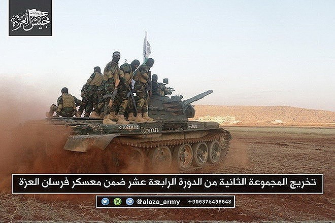 Nga bất ngờ cung cấp cho Syria phiên bản xe tăng T-62 đặc biệt để đánh Idlib