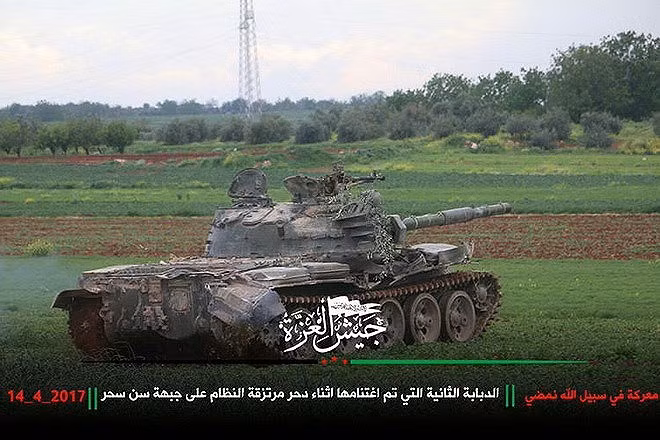 Nga bất ngờ cung cấp cho Syria phiên bản xe tăng T-62 đặc biệt để đánh Idlib