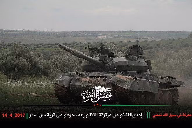 Nga bất ngờ cung cấp cho Syria phiên bản xe tăng T-62 đặc biệt để đánh Idlib
