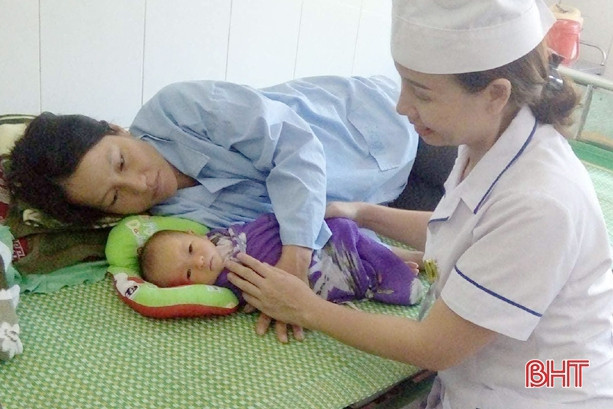 3 đoàn viên thanh niên Cẩm Xuyên hiến máu cứu sản phụ