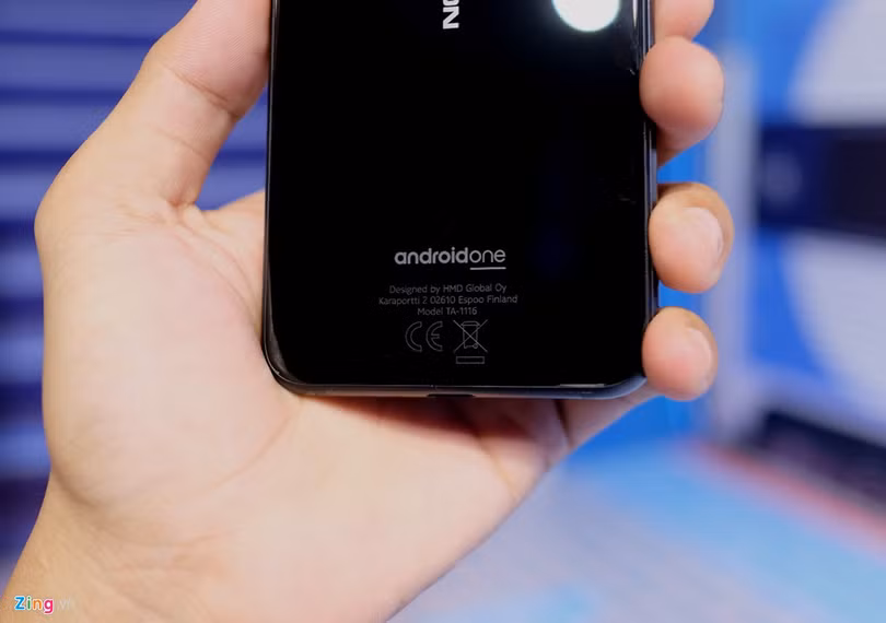Nokia 6.1 Plus chạy Android One, camera kép giá 6,6 triệu tại Việt Nam