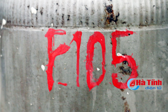 gap nguoi dang luu giu bo phan cua than sam f 105