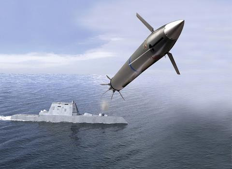 dan phao my dat ngang ten lua tomahawk