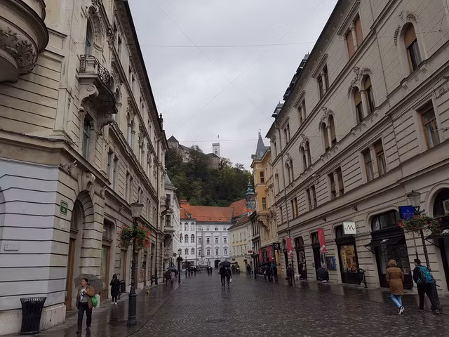 dong au nhung diem den quyen ru