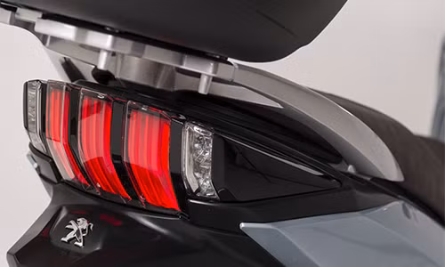 peugeot belville doi thu moi cua honda sh 2017