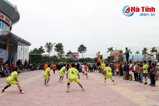 soi noi giai bong chuyen nam thanh nien vung giao can loc