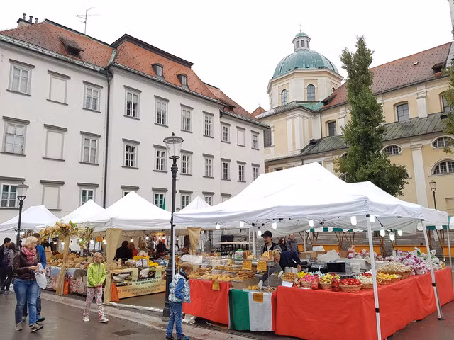 dong au nhung diem den quyen ru