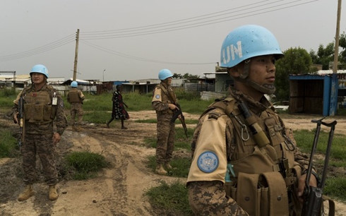 xa sung vao co dong vien bong da o nam sudan it nhat 9 nguoi chet