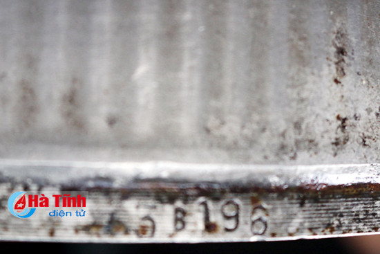 gap nguoi dang luu giu bo phan cua than sam f 105