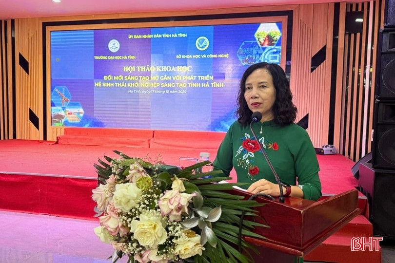 TS.Hồ Thị Nga - Phó Hiệu trưởng Trường Đại học Hà Tĩnh phát biểu đề dẫn hội thảo bqbht_br_co-nga-ok.jpg