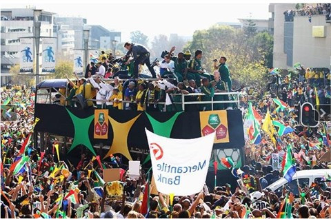 Nam Phi tưng bừng trước giờ G ảnh 1