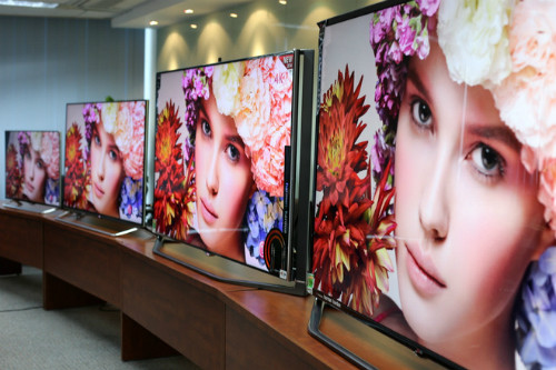 TV 4K UltraHD sở hữu màn siêu nét khi có độ phân giải 8 triệu điểm ảnh, cao gấp 4 lần TV Full HD thông thường. tv 4k gia re do bo vao viet nam cuoi nam