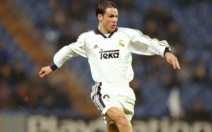 el clasico doi hinh ket hop cac huyen thoai cua barca voi real