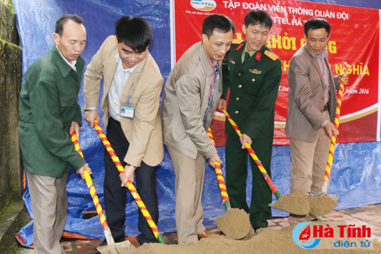 viettel ha tinh xay nha tinh nghia cho gia dinh kho khan