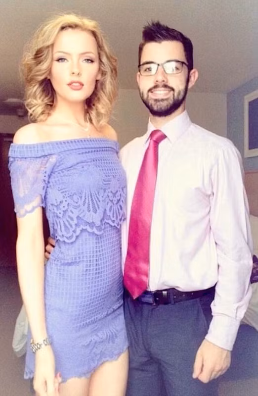 chuyen ve nguoi dep ngu trong rung co that trong doi song