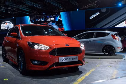 ford fiesta the he moi lo dien