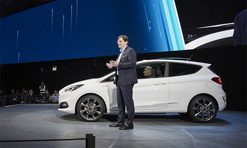 ford fiesta the he moi lo dien