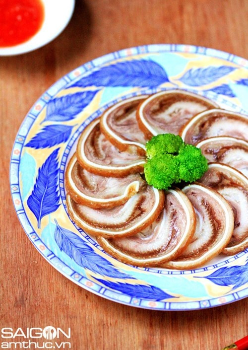 gion ngon tai heo ham cuon