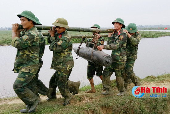 truc vot thanh cong qua bom nang 230 kg