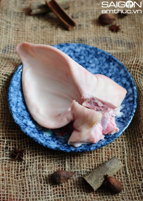 gion ngon tai heo ham cuon