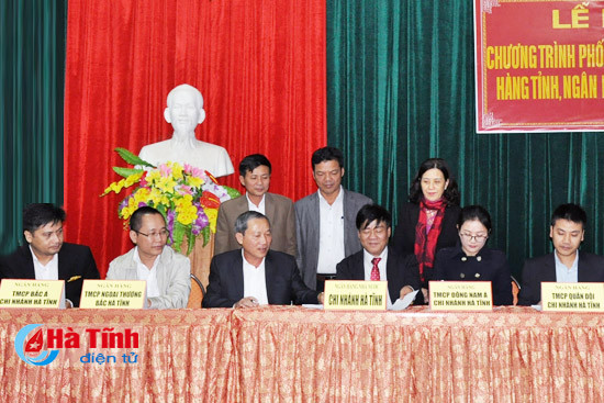 cac ngan hang chung tay giup xa thach hoi xay dung ntm