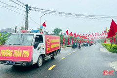 Phường Trần Phú ra quân tuyên truyền lưu động, tạo khí thế hướng về ngày hội lớn