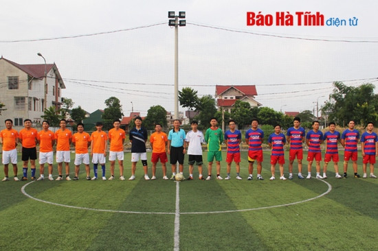 Các đội tham dự giải Các đội bóng thi đấu sôi nổi, cống hiến cho khán giả nhiều trận cầu hay và kịch tính