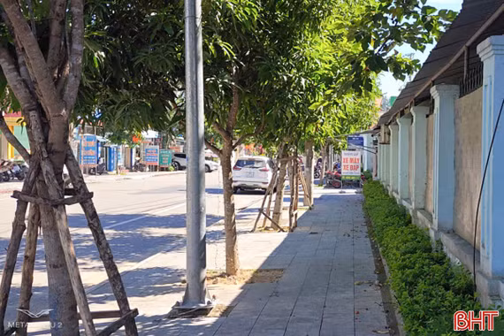 Chấn chỉnh tình trạng lấn chiếm vỉa hè, lòng đường sau phản ánh của Báo&PTTH Hà Tĩnh
