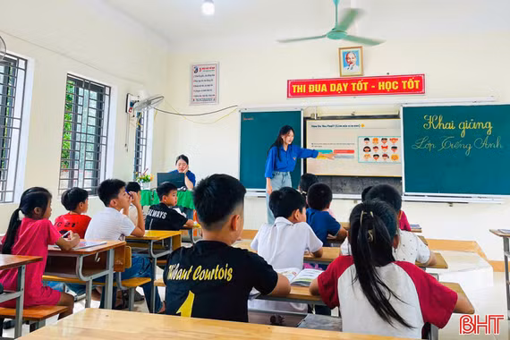 Sôi nổi chiến dịch "Mùa hè xanh" trên địa bàn Hà Tĩnh