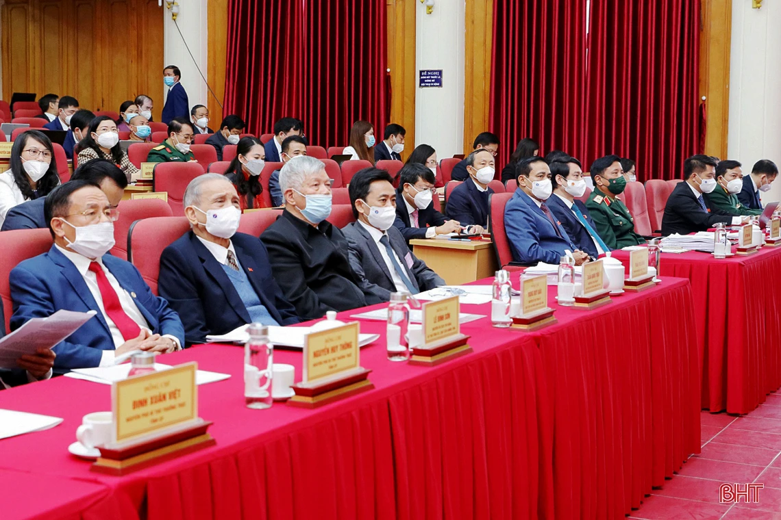 Khai mạc trọng thể Kỳ họp thứ 4, HĐND tỉnh Hà Tĩnh khóa XVIII