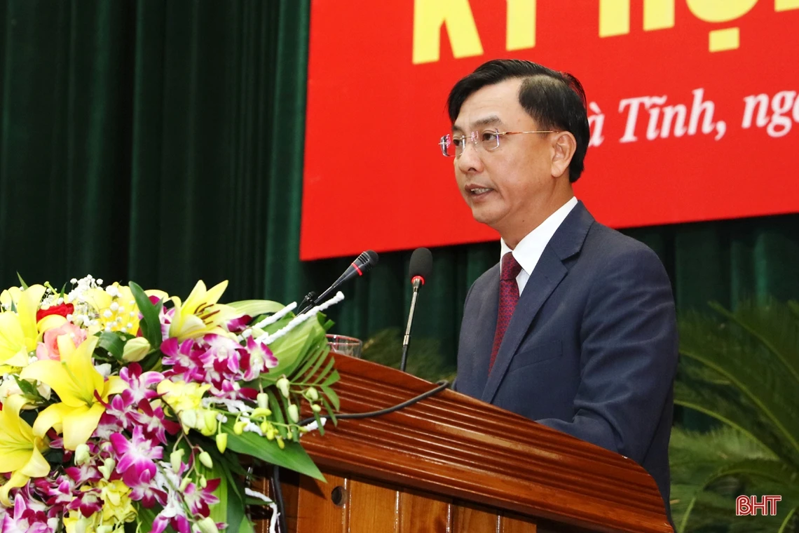 Khai mạc trọng thể Kỳ họp thứ 4, HĐND tỉnh Hà Tĩnh khóa XVIII