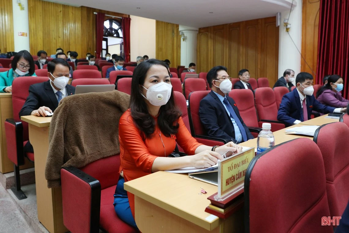 Khai mạc trọng thể Kỳ họp thứ 4, HĐND tỉnh Hà Tĩnh khóa XVIII