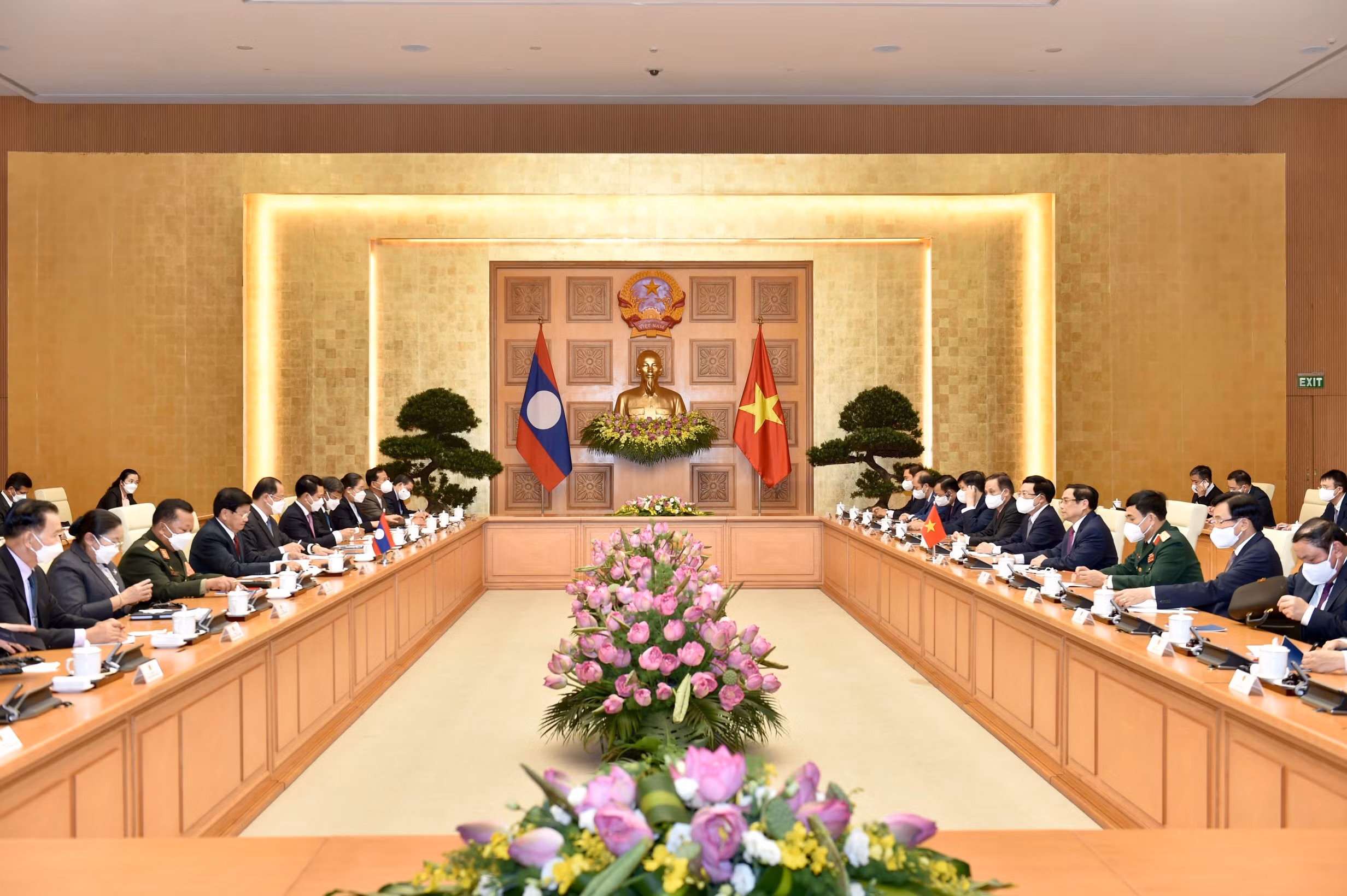 Thúc đẩy triển khai sớm tuyến đường sắt Vientiane - Vũng Áng Hà Tĩnh