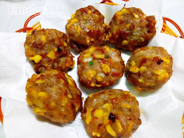 Chả bắp chiên thịt thơm ngon cho bé ngày đầu tuần