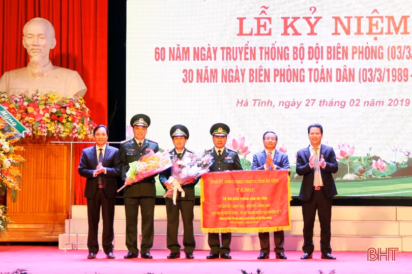 Hà Tĩnh long trọng kỷ niệm 60 năm ngày truyền thống Bộ đội Biên phòng
