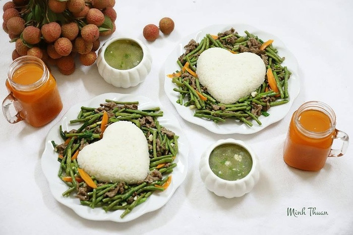 Ngưỡng mộ những bữa cơm gia đình đẹp như tranh vẽ của cô giáo Hà Nội